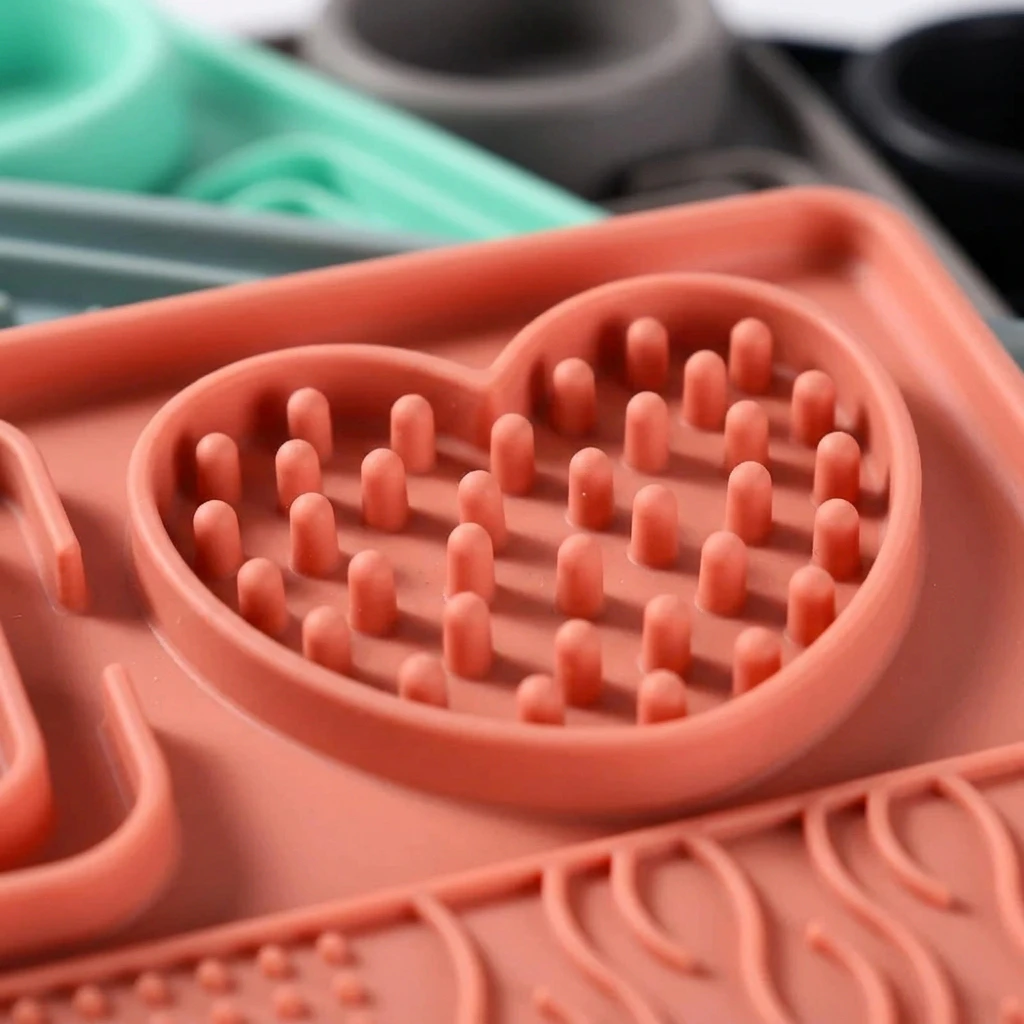 Stimulating Silicone Licking Mat